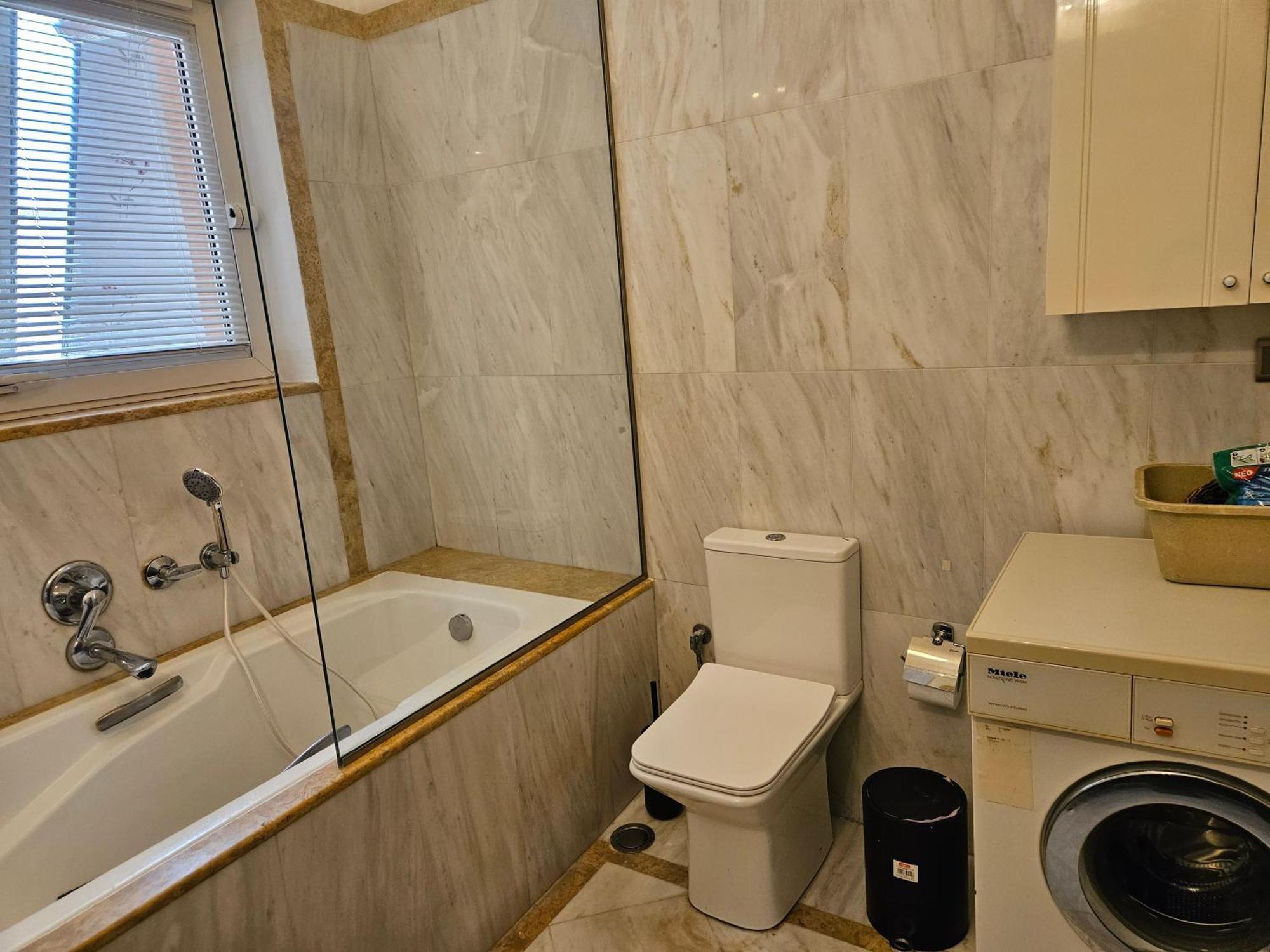 3 Bedder Condo In Ilisia, Megaro Mousikis Athens Luaran gambar